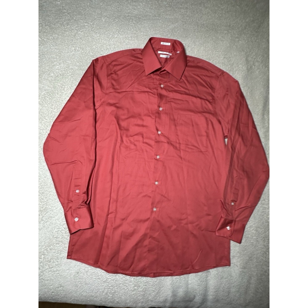 Van Heusen Lux Sateen Coral Pink Long Sleeve Button Up 32/33